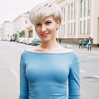 короткая женская стрижка сессон блондинка