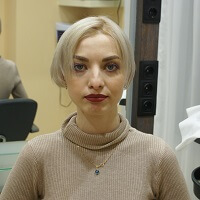 женщина до стрижки