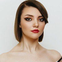dizainvolos.ru дизайн волос - брюнетка каре боб стрижка женская